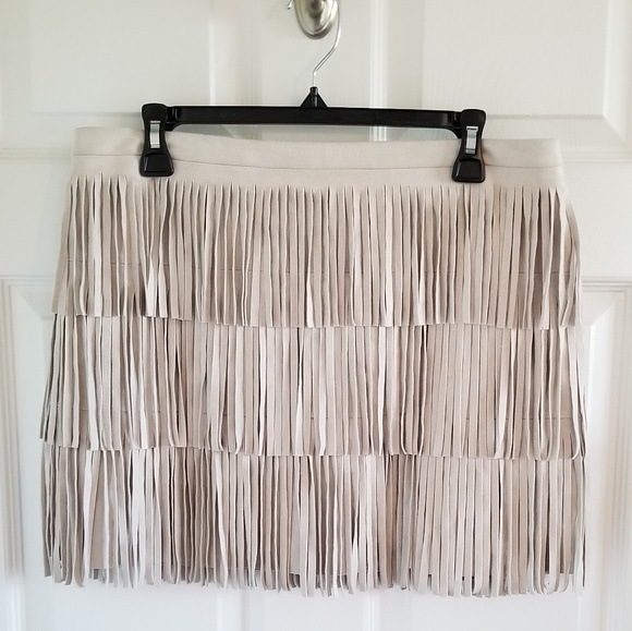 BCBGMaxAzria Dresses & Skirts - BCBGMaxAzria Beige Fringe Skirt Size 10